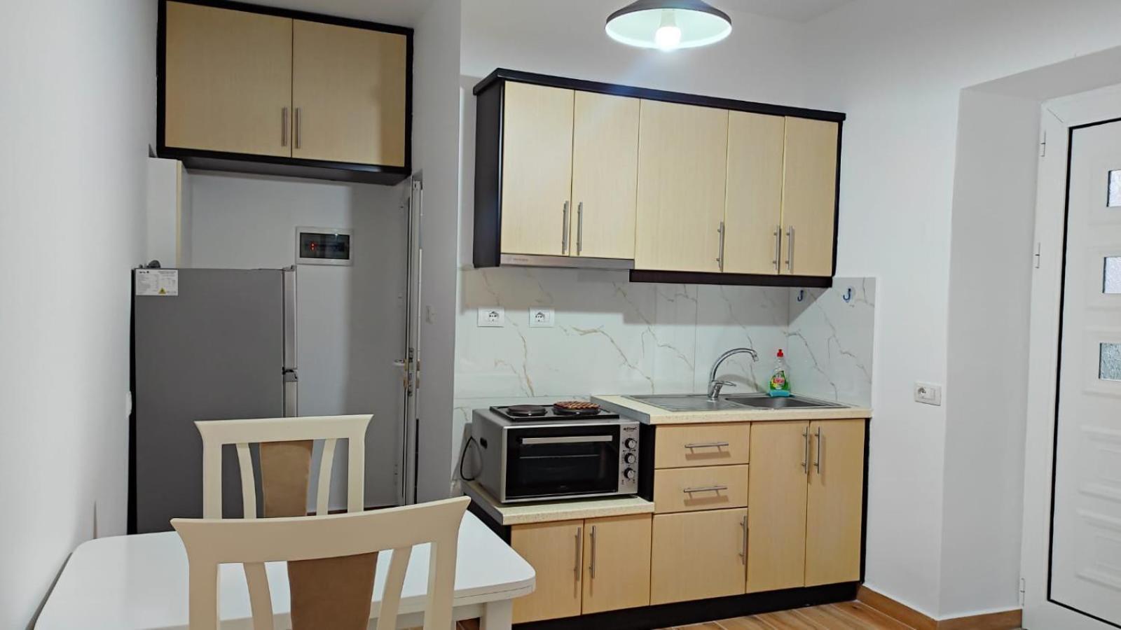 Apartment Four Seasons Ksamil